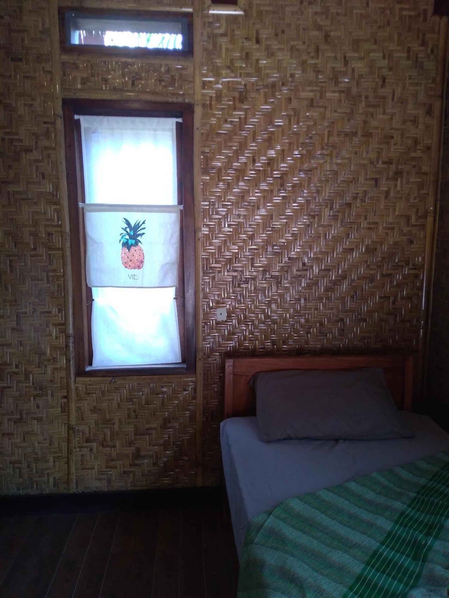 Lima Bintang Hotell Gili Trawangan Rum bild