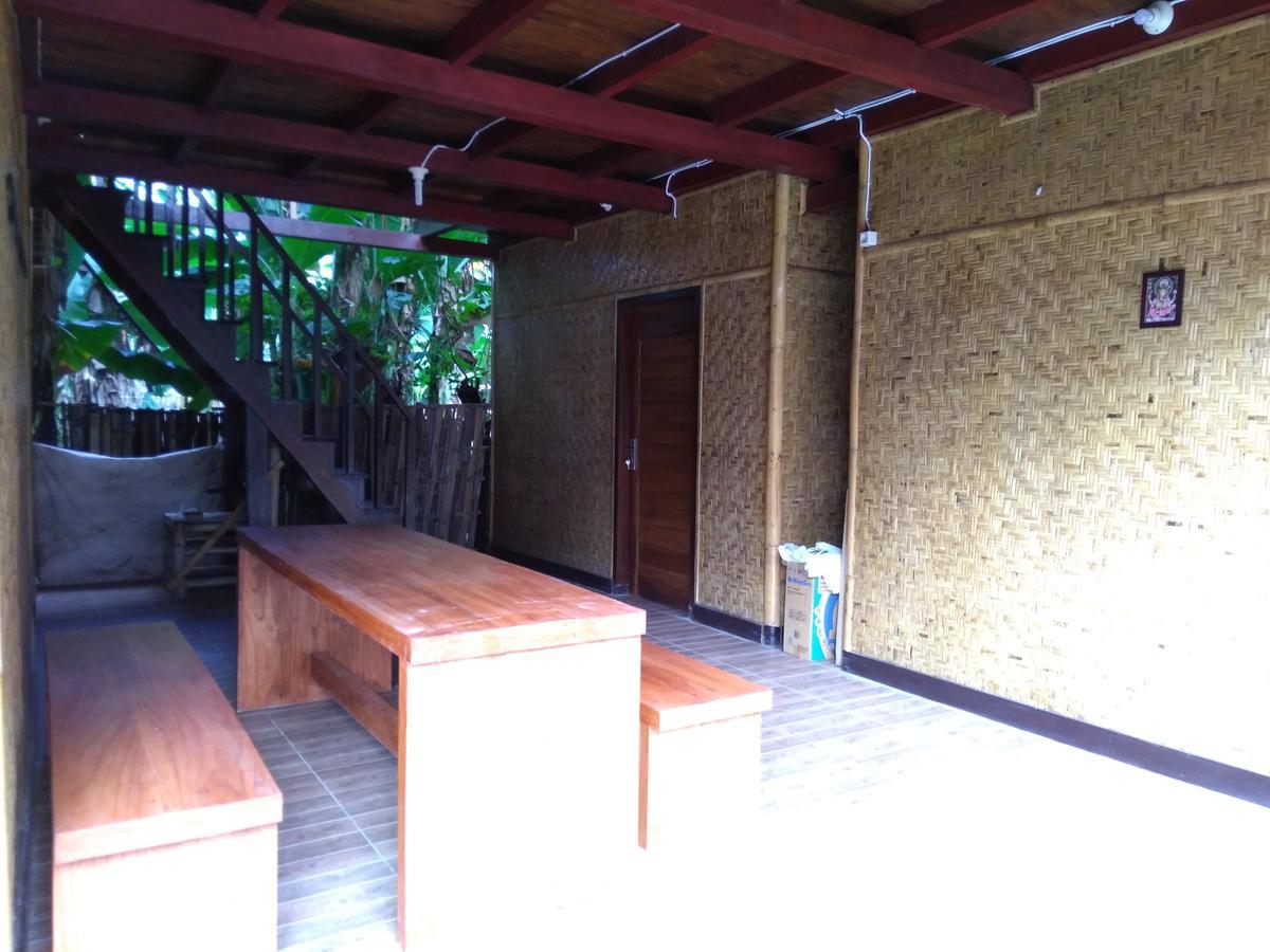 Lima Bintang Hotell Gili Trawangan Exteriör bild